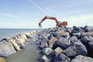 Placing the armour stone
