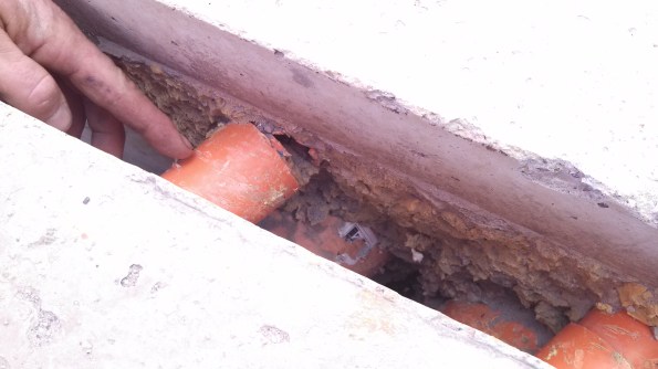 130617_PHT_SC-006 damage to conduit CSR upside west end at EJ _rg