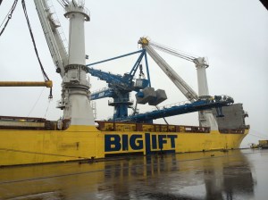 CSU No 2 is prepared for lifting.