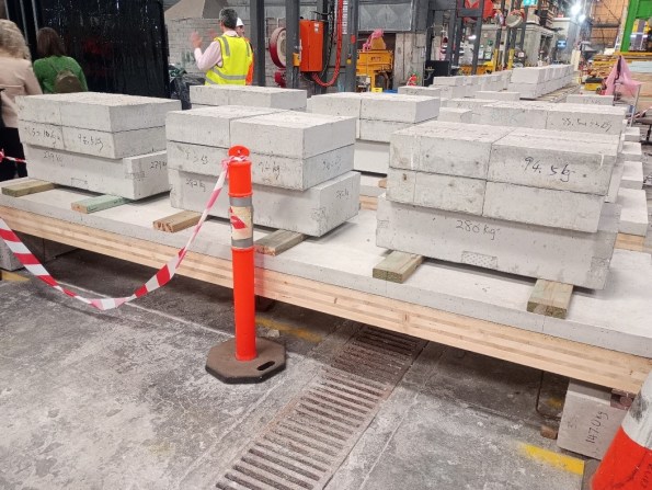 Composite beam and concrete slab